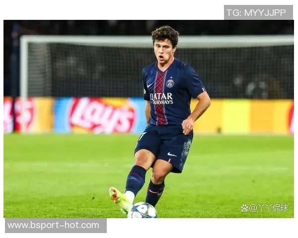 国王杯精彩对决里昂大胜巴黎圣日耳曼全场沸腾瞬间回顾